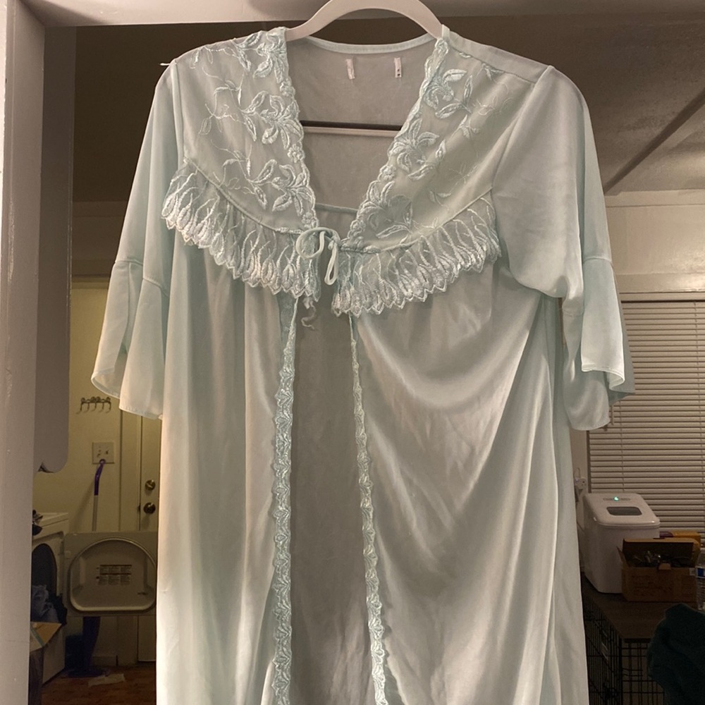 Vintage robe